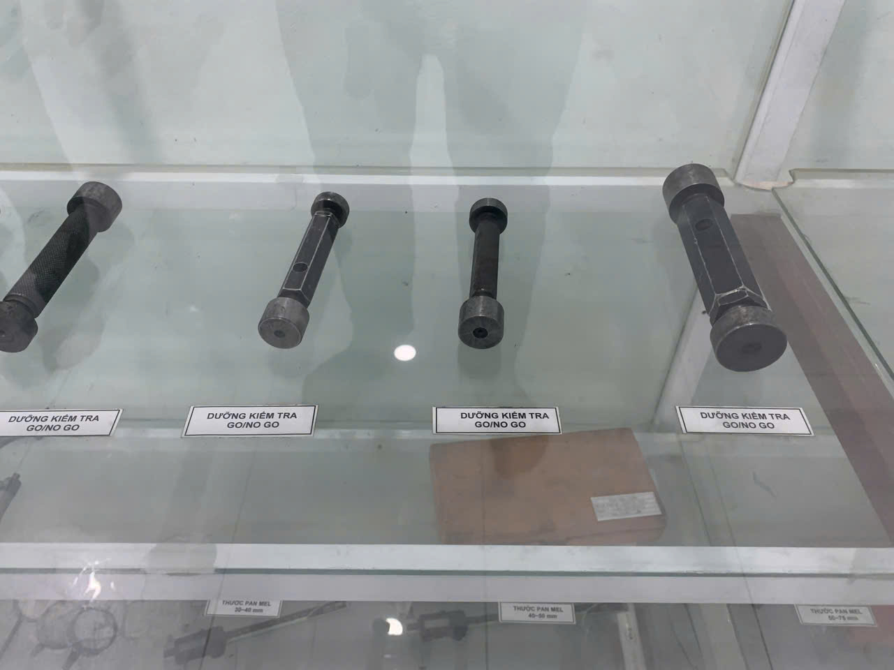 Gauge 2.jpg